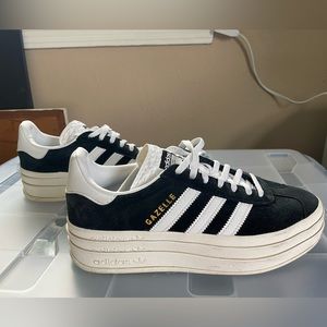 Adidas Gazelle Bold Women size 7